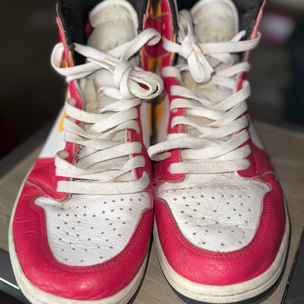 Jordan 1 - Picture 2 of 5